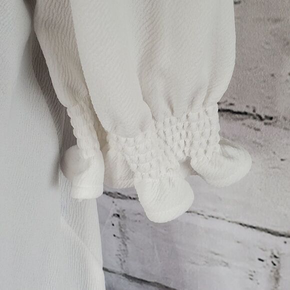 Adrianna Papell crepe puff sleeve shirt medium - Picture 5 of 10